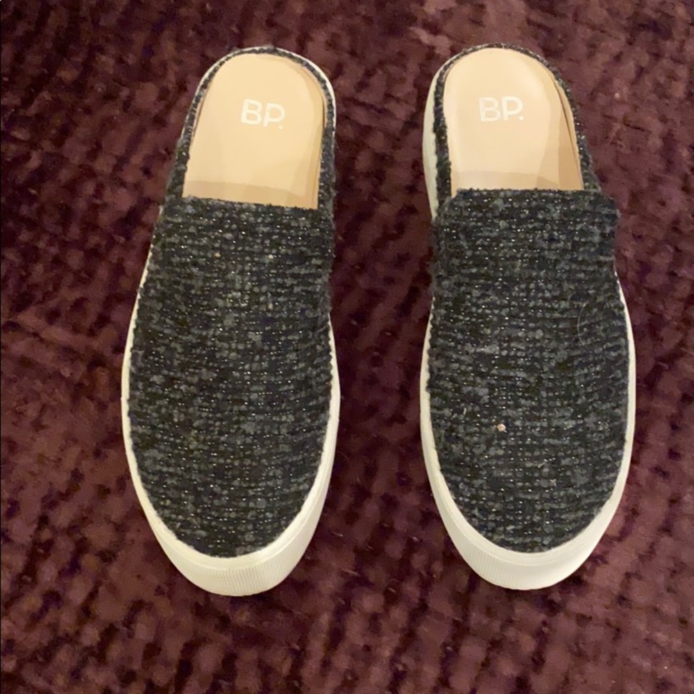 Platform slides